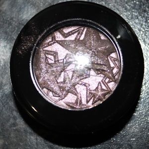 M.A.C extradimension eyeshadow